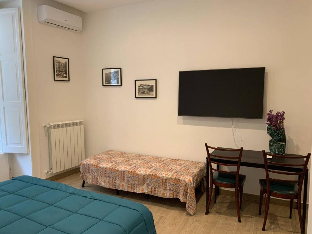 Fondacolivella Hotel Nápoly Kültér fotó
